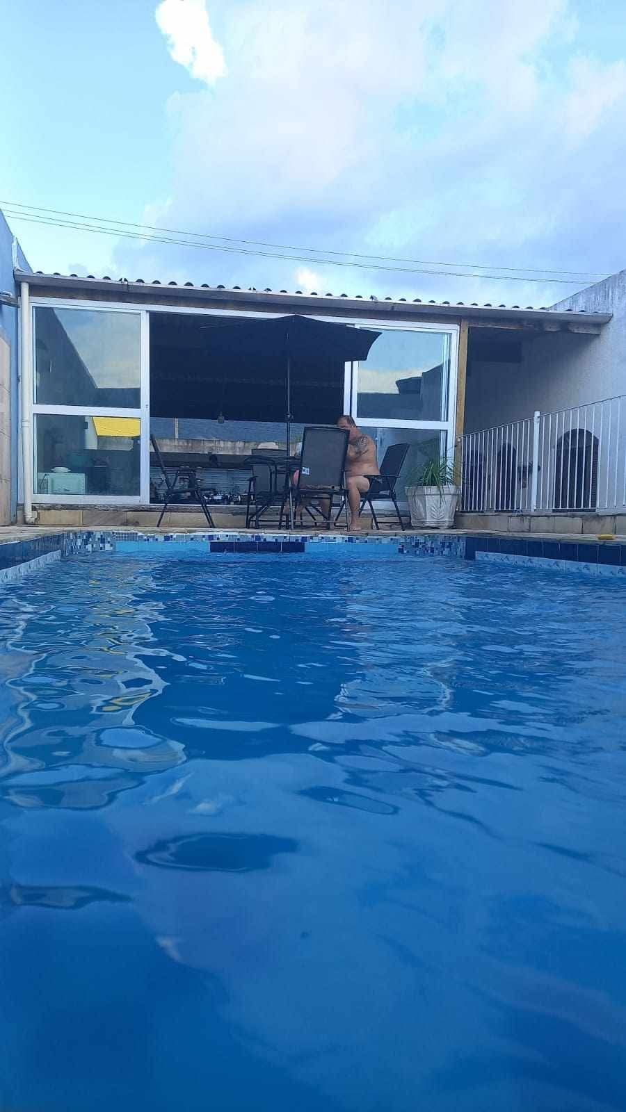Alugo casa simples com piscina para fins de semana e feriados. - foto 1